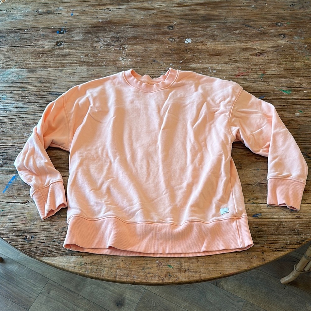 Vuori Women’s Peach Crewneck Sweatshirt Small